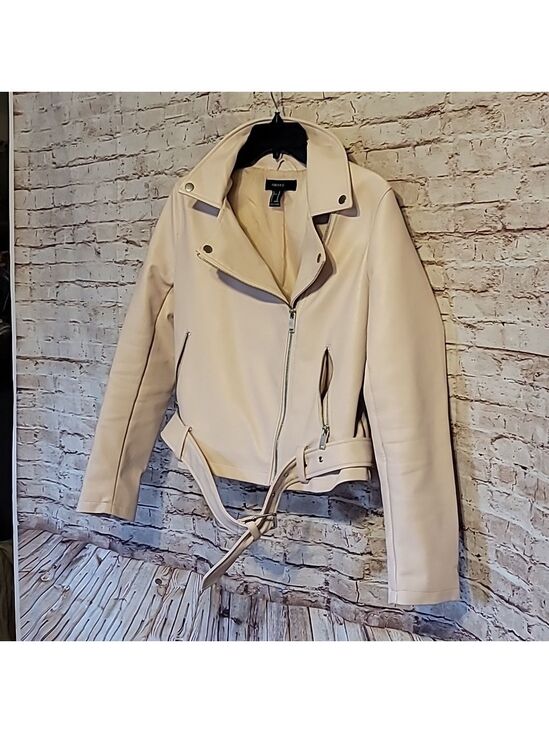 Forever 21 Jackets & Blazers - Super chic pink faux leather pink jacket medium